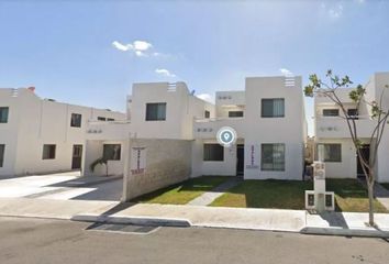 Casa en fraccionamiento en  Calle 106, Fraccionamiento Las Américas, Mérida, Yucatán, México