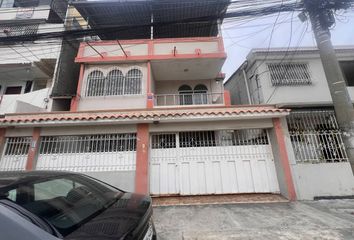 Casa en  Kennedy, Guayaquil, Ecuador