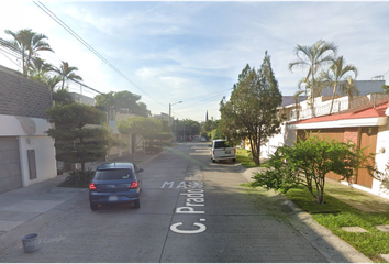 Casa en  Privada De Los Alamos, Mesa De Los Ocotes, Zapopan, Jal., México