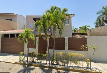 Casa en  Melchor Ocampo, Díaz Ordaz, Puerto Vallarta, Jalisco, México