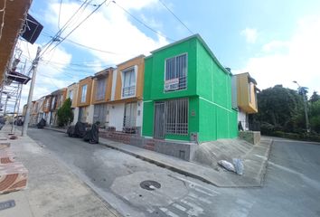 Casa en  Pinares, Sur, Armenia