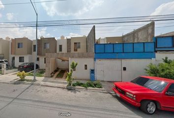 Casa en  Bulevard Cedros 2946, Nueva Mirasierra 3ra Etapa, Saltillo, Coahuila De Zaragoza, México