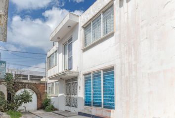 Casa en  Acatzingo 15, La Paz, Puebla De Zaragoza, Puebla, México