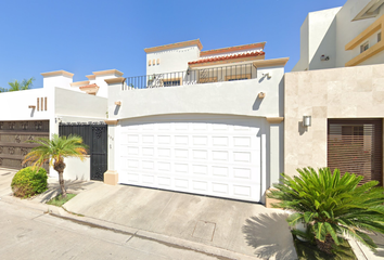 Casa en  Calle Bronce, Viñedos, Los Mochis, Sinaloa, México