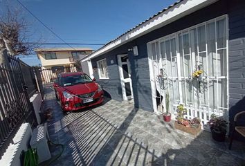 Casa en  Los Almendros & Los Crisantemos, La Serena, Chile