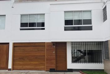 Casa en  Ugarte Y Moscoso, Calle Manuel Ugarte Y Moscoso, San Isidro, Perú