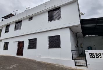 Casa en  Via Pillaro - Ambato, Ambato, Ecuador