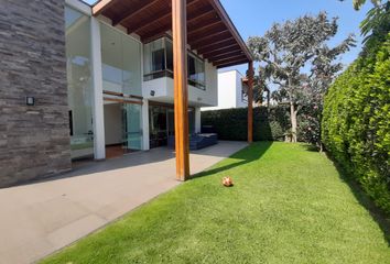 Casa en  Avenida Manuel Prado Ugarteche, La Molina, Perú