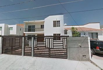 Casa en  Cerro Pie De Gallo, Manzanares, Santa Rosa Jáuregui, Querétaro, México