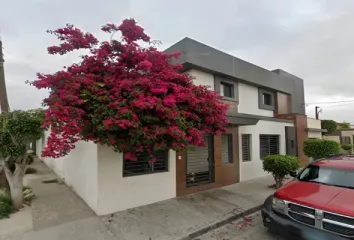 Casa en  Facultad De Derecho, Maestros Universitarios, Tijuana, Baja California, México