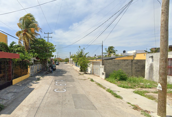 Casa en  Calle 67a, Yucalpetén, 97246 Mérida, Yucatán, México