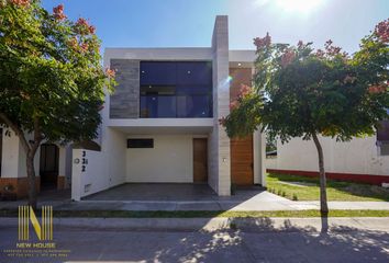 Casa en  Mayorca Residencial, León, Guanajuato, México