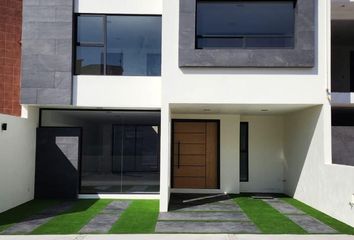 Casa en fraccionamiento en  Arboledas De San Javier, Pachuca De Soto, Estado De Hidalgo, México