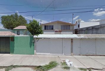 Casa en  Sevillana, Ciudad De Los Olivos, Irapuato, Guanajuato, México