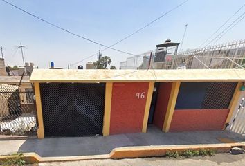 Casa en  Petirrojos 46, Mz 016, Parque Residencial Coacalco, San Francisco Coacalco, Estado De México, México