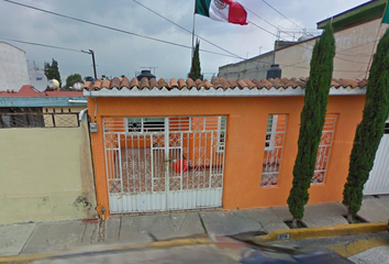 Casa en  Gladiolas 414, Mz 019, Villa De Las Flores, San Francisco Coacalco, Estado De México, México