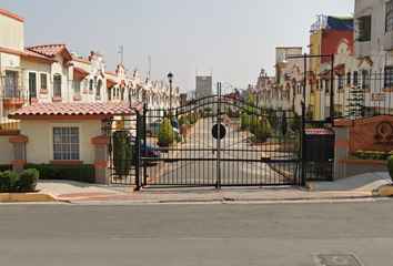 Casa en fraccionamiento en  Oporto Priv., Villa Del Real 5ta Seccion, Villa Del Real 4ta Sección, Ojo De Agua, Estado De México, México