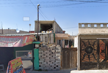 Casa en fraccionamiento en  Avenida De Los Tulipanes 23-61, Los Héroes Tecámac Sección Las Flores, Tecámac, México, 55764, Mex