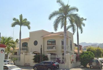 Casa en  Lago Titicaca, Fovissste 100, Fluvial Vallarta, Puerto Vallarta, Jalisco, México