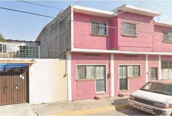 Casa en  Calle Uno, Los Tarianes, Jiutepec, Morelos, México