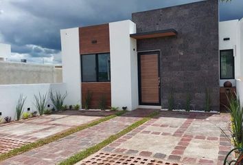 Casa en  El Mayorazgo Residencial, Camino A Capellanía De Loera, Autopista Poniente, León, Guanajuato, México