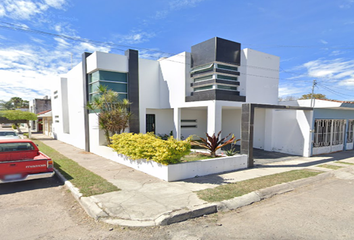 Casa en  Lago Superior, Lagos Del Country, Tepic, Nayarit, México