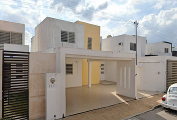 Casa en  Calle 25, Hacienda Sodzil Norte, Mérida, Yucatán, México