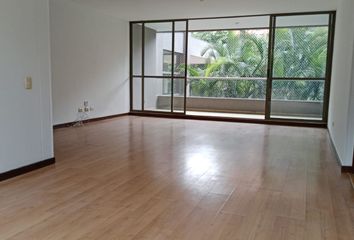 Apartamento en  Los Balsos, Medellín