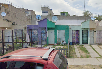 Casa en fraccionamiento en  Calle Real San Martín 4c, Cerro Del Marquez, Xico, Valle De Chalco Solidaridad, México, 56614, Mex