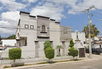 Casa en  Priv. Jacarandas, Jardines De Agua Caliente, Sin Asignación En Nombre De Asentamiento, 22194 Tijuana, B.c., México