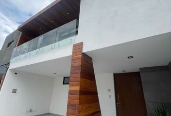 Casa en fraccionamiento en  Calle Cuernavaca, Parque Cuernavaca, Ocoyucan, Puebla, 72865, Mex