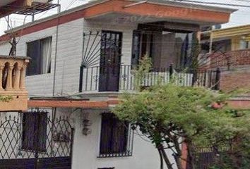 Casa en  Los Reyes Ixtacala, Tlalnepantla De Baz