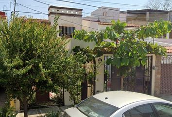 Casa en  Tordo, Aralias Ii, Fovissste 96, Puerto Vallarta, Jalisco, México