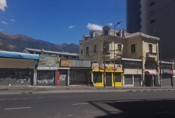 Casa en  Avenida 10 De Agosto & Checa, Quito, Ecuador