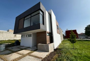 Casa en fraccionamiento en  Boulevard Nemorio Ávila Lozano, Pachuca De Soto, Hidalgo, 42083, Mex