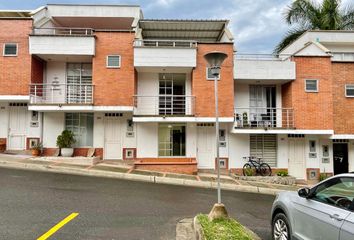 Casa en  Santa Clara De Las Villas, Calle 89, Pereira, Risaralda, Colombia