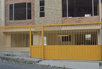 Casa en  Xqxq+f4j, Av. De Los Paltas, Loja, Ecuador