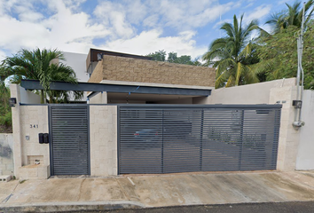 Casa en  Calle 8, Montebello, Mérida, Yucatán, México