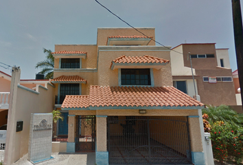 Casa en  Calle Cerro De La Colorada, Lomas De Mazatlán, Mazatlán, Sinaloa, México