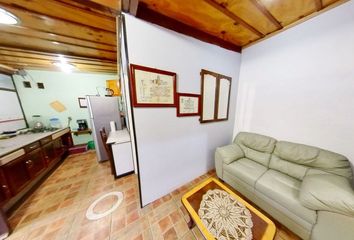 Departamento en  José Santos Villa, Lomas Del Paraíso Ii, Guadalajara, Jalisco, México