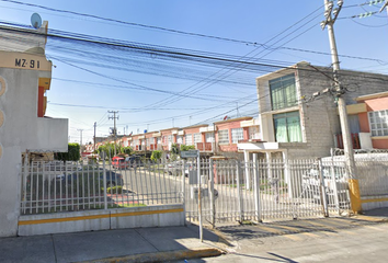 Casa en  C. 11a. Cda. Bosque De Los Cedros 271, Los Heroes Tecamac, 55764 Ojo De Agua, Méx., México