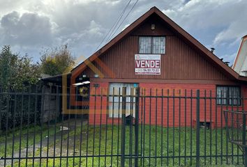 Casa en  Los Alelies, Temuco, Chile