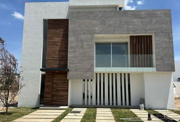 Casa en  Lagos Residencial, Boulevard Ramón G. Bonfil, Pachuca De Soto, Estado De Hidalgo, México