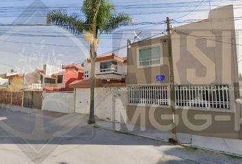 Casa en  C. Atlixco, Vicente Guerrero, Puebla De Zaragoza, Puebla, México