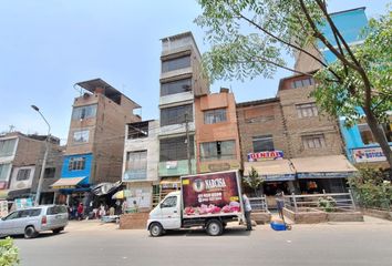 Casa en  Estadio José Carlos Mariátegui, Av. Ampliación Oeste, San Juan De Lurigancho, Perú