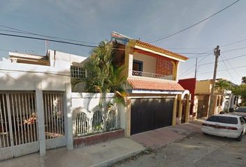 Casa en  Calle 28ᴱ, Chuburná De Hidalgo, Mérida, Yucatán, México