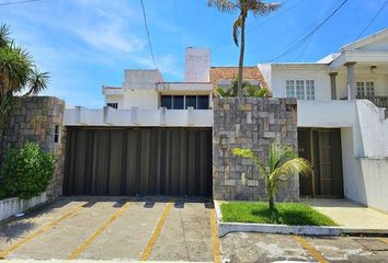 Casa en fraccionamiento en  Costa De Oro, Veracruz, México