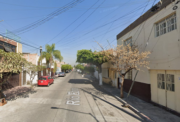 Casa en  Río Ebro, Atlas, Guadalajara, Jalisco, México