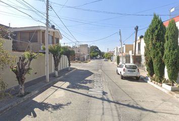 Casa en  Mercaderes, Jardines Del Country, Guadalajara, Jalisco, México