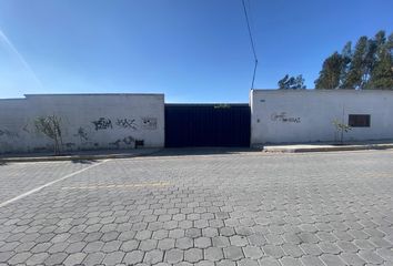 Terreno Comercial en  Cantabria & De Los Fundadores, Quito, Ecuador